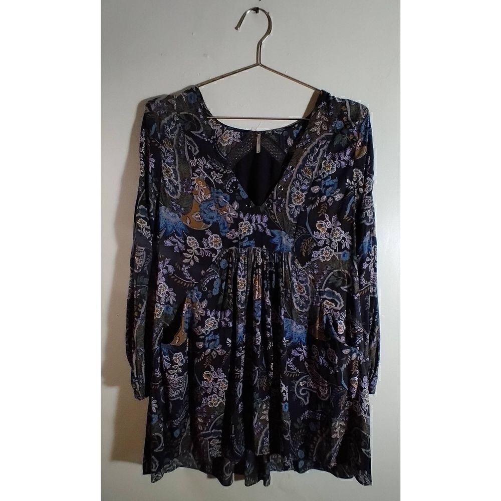 Free People Flowy XS Mini Dress Deep V Neck Tunic Paisley Print Grey Blue